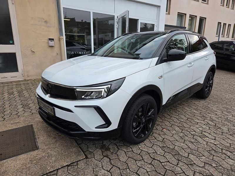 Weiß Gebraucht 2024 Opel Grandland X GS Line SUV | 24.990 € (Guter Preis) - Bild 1/4