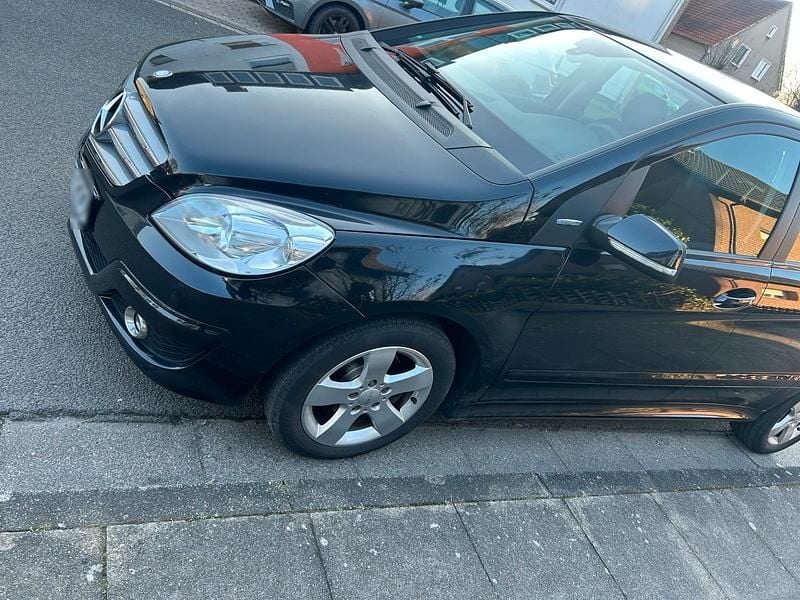 Gebraucht Mercedes B160 95 PS (69 kW) 2011 Schwarz Van / Kleinbus