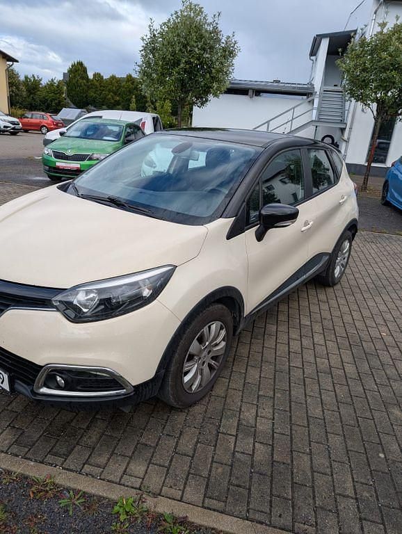 Beige Gebraucht 2014 Renault Captur SUV | 7.900 € (Fairer Preis) - Bild 1/4