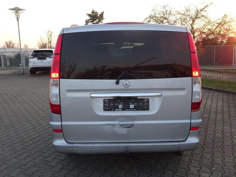Gebraucht Mercedes Viano 150 PS (110 kW) 2004 Silber Van / Kleinbus