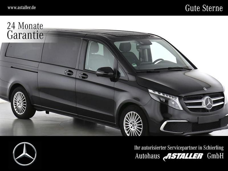 Obsidianschwarz Gebraucht 2023 Mercedes V300 Avantgarde Edition Van / Kleinbus | 58.880 € (Superpreis) - Bild 1/4
