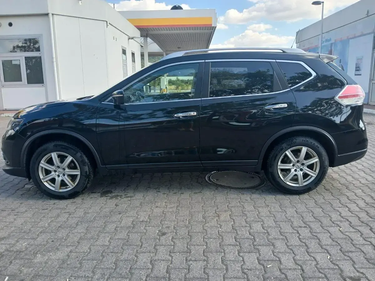 Gebraucht Nissan X-Trail Acenta 131 PS (96 kW) 2016 Schwarz SUV