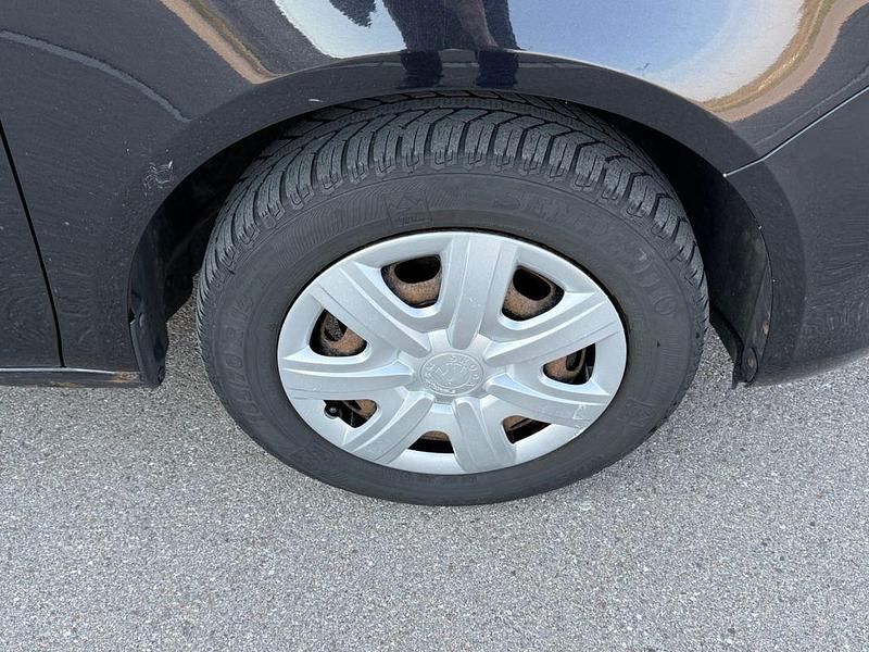 Gebraucht Skoda Fabia Special 60 PS (44 kW) 2011 Schwarz Limousine