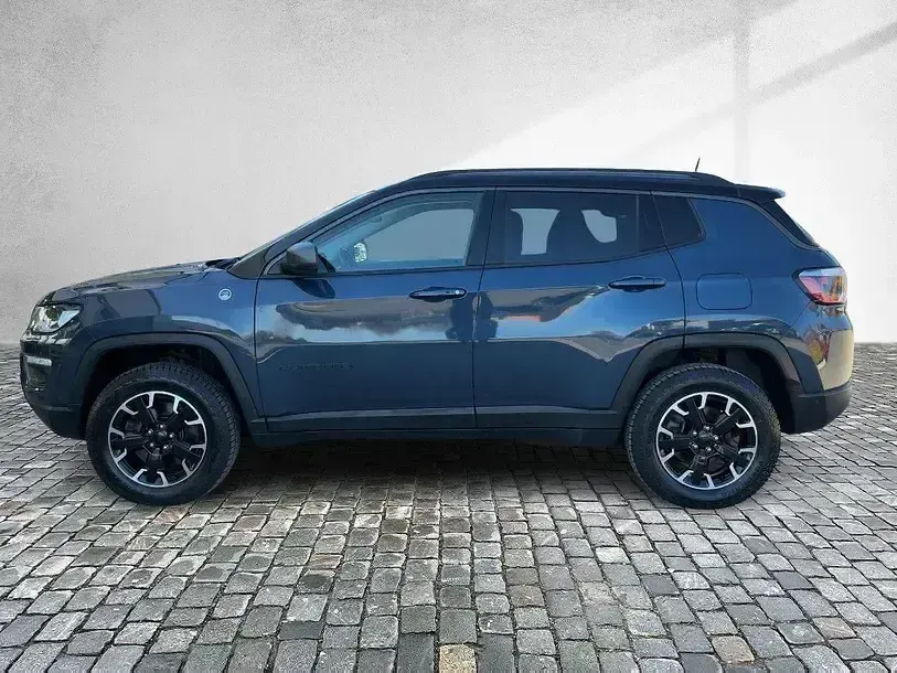 Gebraucht Jeep Compass Trailhawk 241 PS (177 kW) 2021 Blue shade metallic SUV