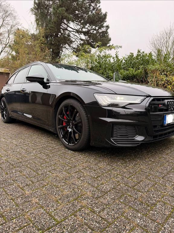 Schwarz Gebraucht 2021 Audi S6 Sport Kombi | 52.904 € (Teuer) - Bild 1/4