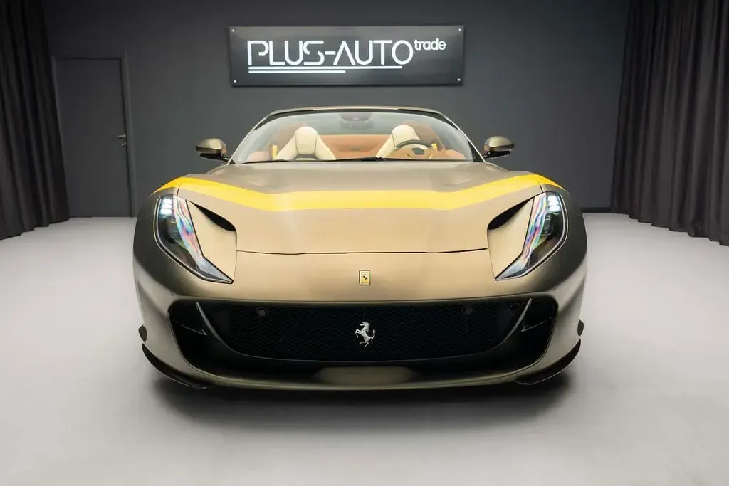 Gebraucht Ferrari 812 812 PS (597 kW) 2023 Grün Cabrio