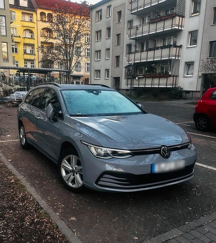 Gebraucht VW Golf VIII 150 PS (110 kW) 2021 Grau Kombi