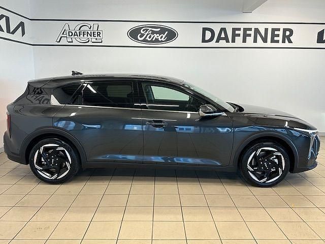 Neu Kia K4 Spirit 150 PS (110 kW) 2025 Interstellar grau metallic Limousine