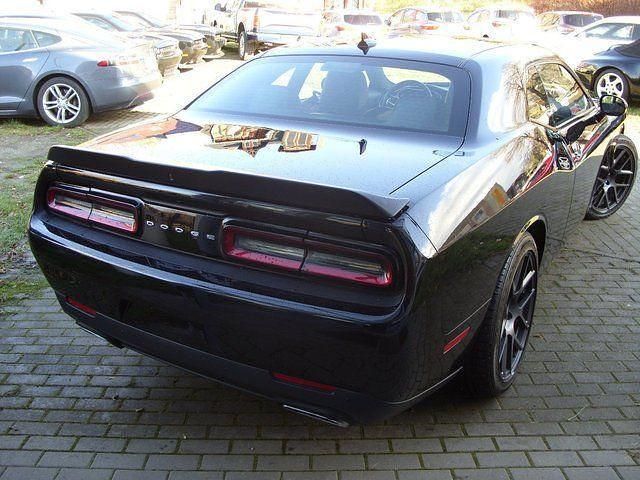 Gebraucht Dodge Challenger 492 PS (361 kW) 2015 Andere farbe metallic Coupé