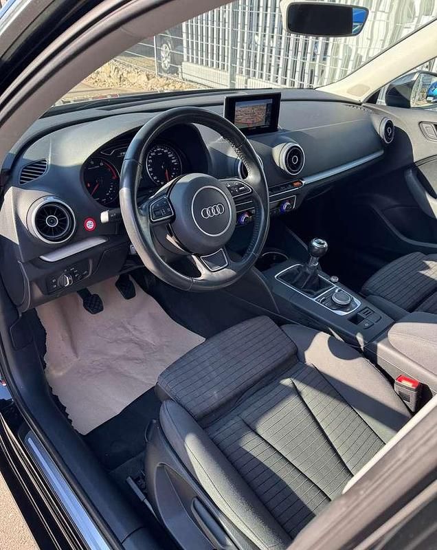 Gebraucht Audi A3 Ambition 125 PS (91 kW) 2015 Mythosschwarz metallic Kleinwagen