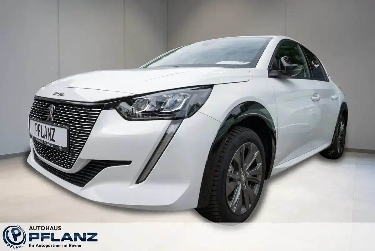 Gebraucht Peugeot e-208 Allure 100 kW (136 PS) 2023 Kleinwagen