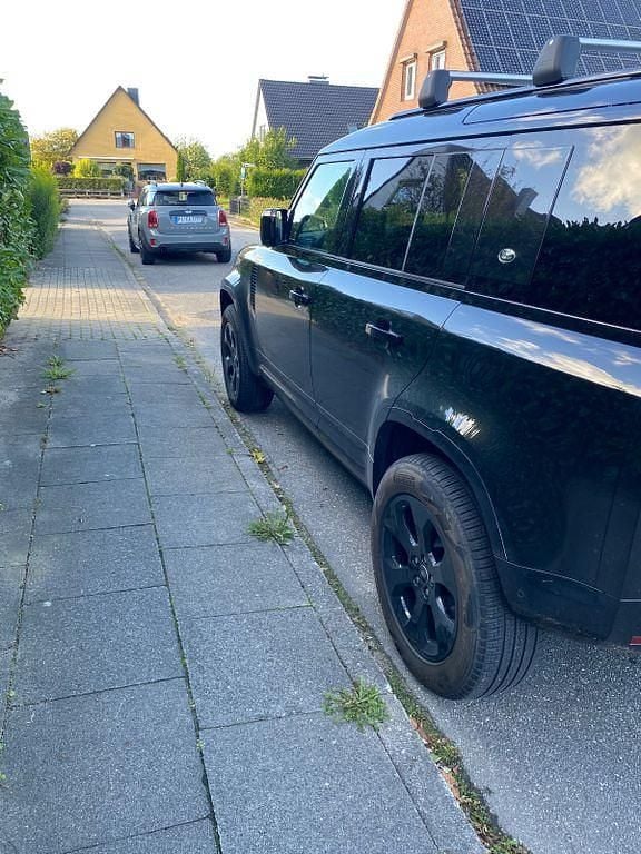 Gebraucht Land Rover Defender HSE Dynamic 300 PS (220 kW) 2023 Schwarz SUV