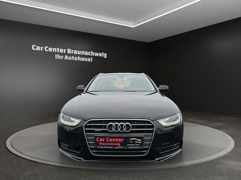 Gebraucht Audi A4 Ambiente 177 PS (130 kW) 2013 Brillantschwarz Kombi