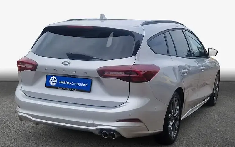 Gebraucht Ford Focus ST-Line X 155 PS (114 kW) 2025 Silber Kombi