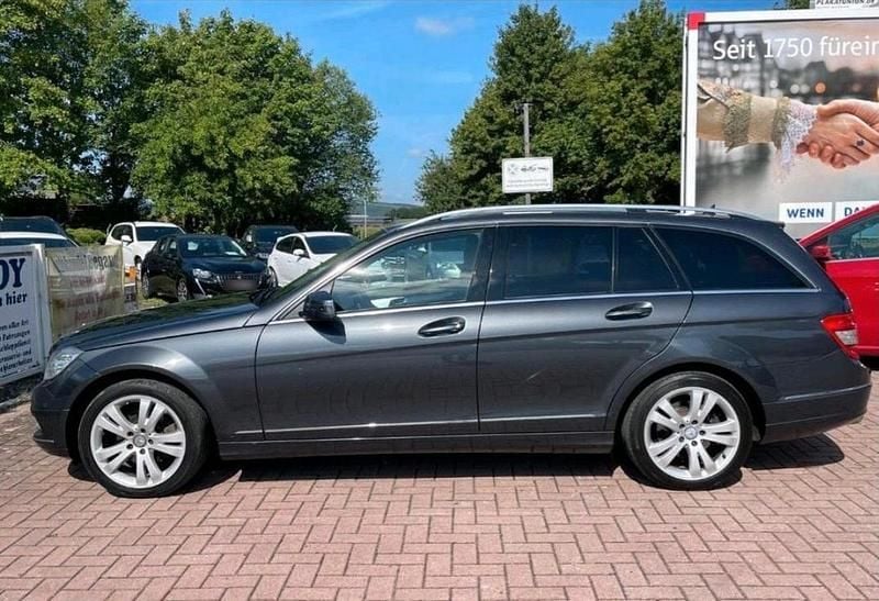 Gebraucht Mercedes C200 184 PS (135 kW) 2009 Grau Kombi