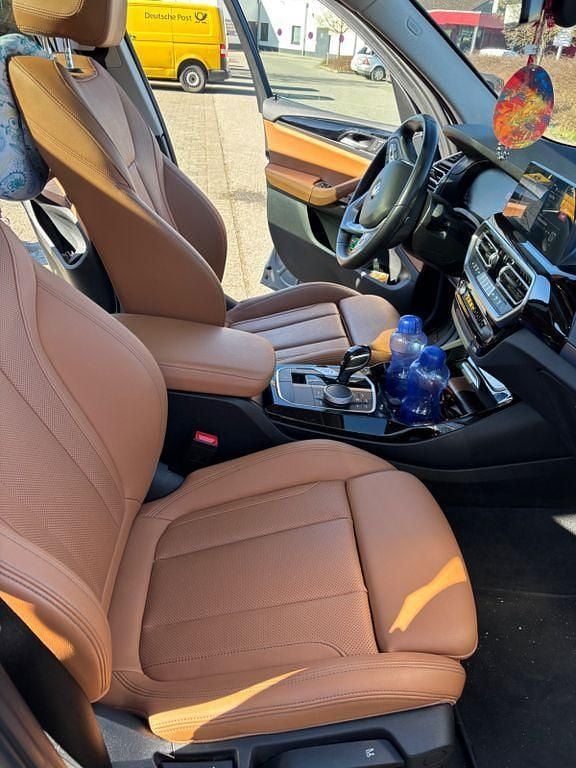 Gebraucht BMW X3 Sport Line 184 PS (135 kW) 2023 Grau SUV