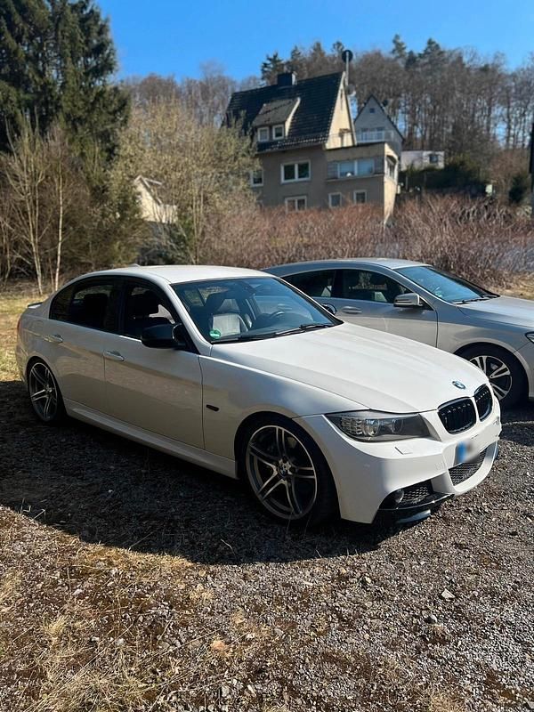 Brugt BMW 330 Performance 272 HK (200 kW) 2010 Hvid Sedan