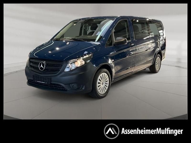 Blau Gebraucht 2022 Mercedes Vito Van / Kleinbus | 31.189 € (Fairer Preis) - Bild 1/4