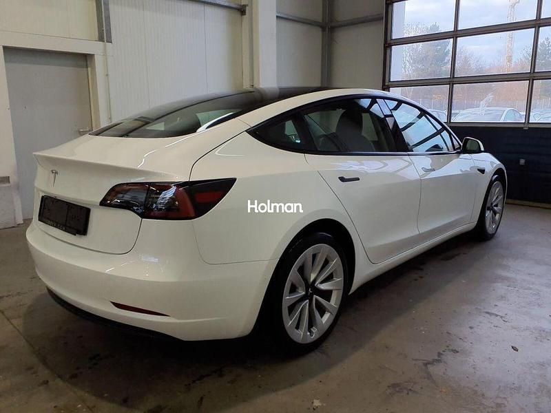Gebraucht Tesla Model 3 Standard Range 208 kW (283 PS) 2022 Weiß Limousine