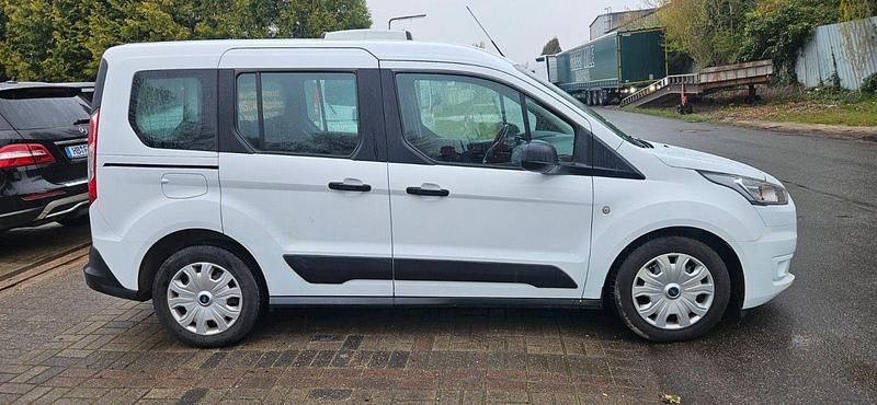 Używany Ford Transit Connect 101 KM (74 kW) 2019 Biały Minivan