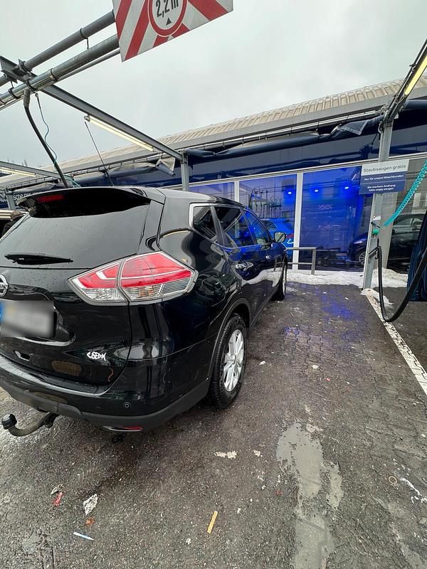 Gebraucht Nissan X-Trail 131 PS (96 kW) 2014 Schwarz SUV