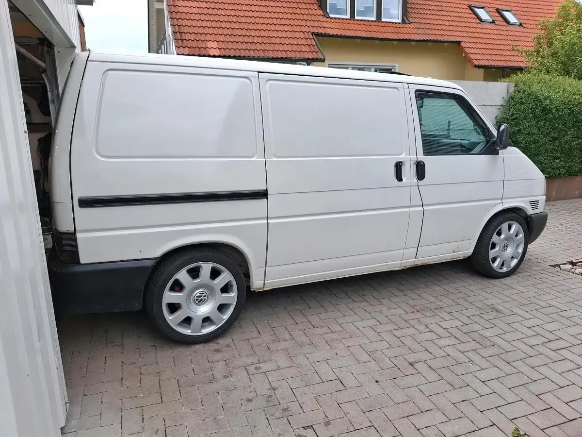Gebraucht VW T4 102 PS (75 kW) 2001 Van