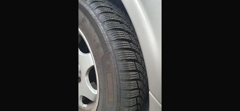 Gebraucht Mercedes E200 Classic 163 PS (119 kW) 2003 Silber Limousine