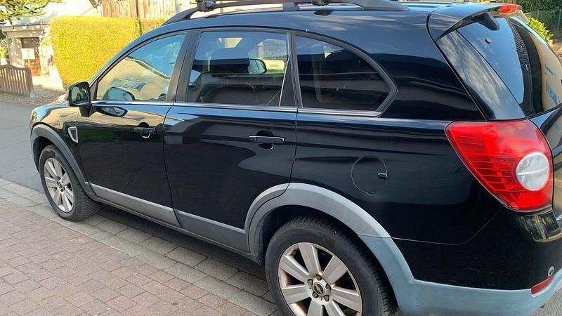 Gebraucht Chevrolet Captiva LS 150 PS (110 kW) 2008 Schwarz SUV