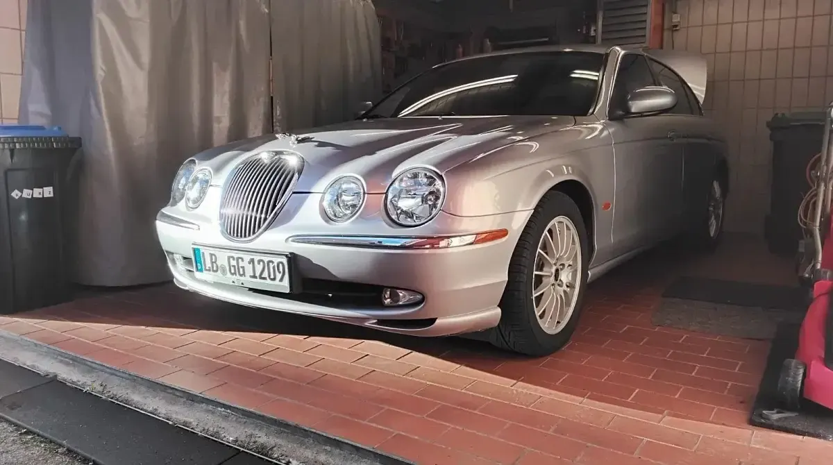 Brugt Jaguar S-Type Executive 200 HK (147 kW) 2002 Sølv Sedan