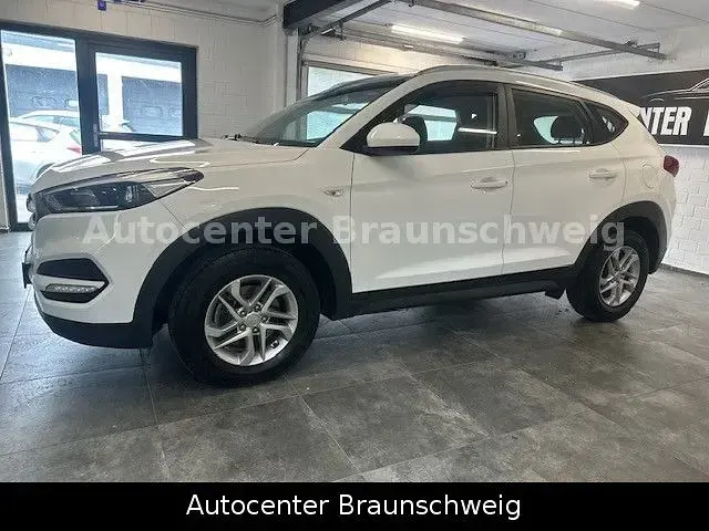 Gebraucht Hyundai Tucson 132 PS (97 kW) 2018 Weiß SUV