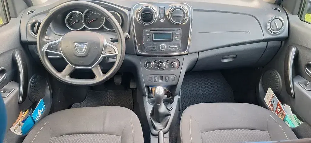 Gebraucht Dacia Sandero Lauréate 73 PS (53 kW) 2017 Blau Limousine