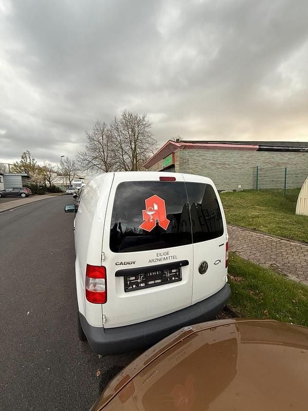 Second-hand VW Caddy 109 CP (80 kW) 2009 Alb Monovolum