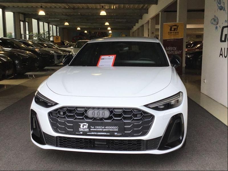 Weiß Gebraucht 2025 Audi A5 S-Line Coupé | 50.999 € (Superpreis) - Bild 1/4