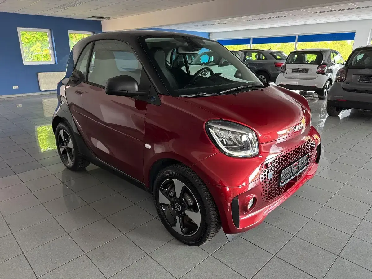 Gebraucht Smart ForTwo Coupé Exclusive 60 kW (82 PS) 2024 Rot Coupé