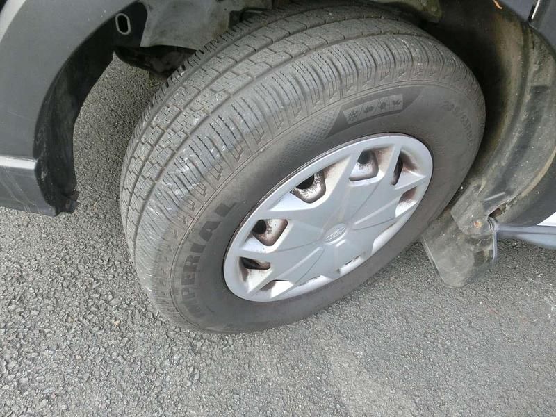 Gebraucht Ford Transit Trend 170 PS (125 kW) 2020 Frost  weiß Van / Kleinbus