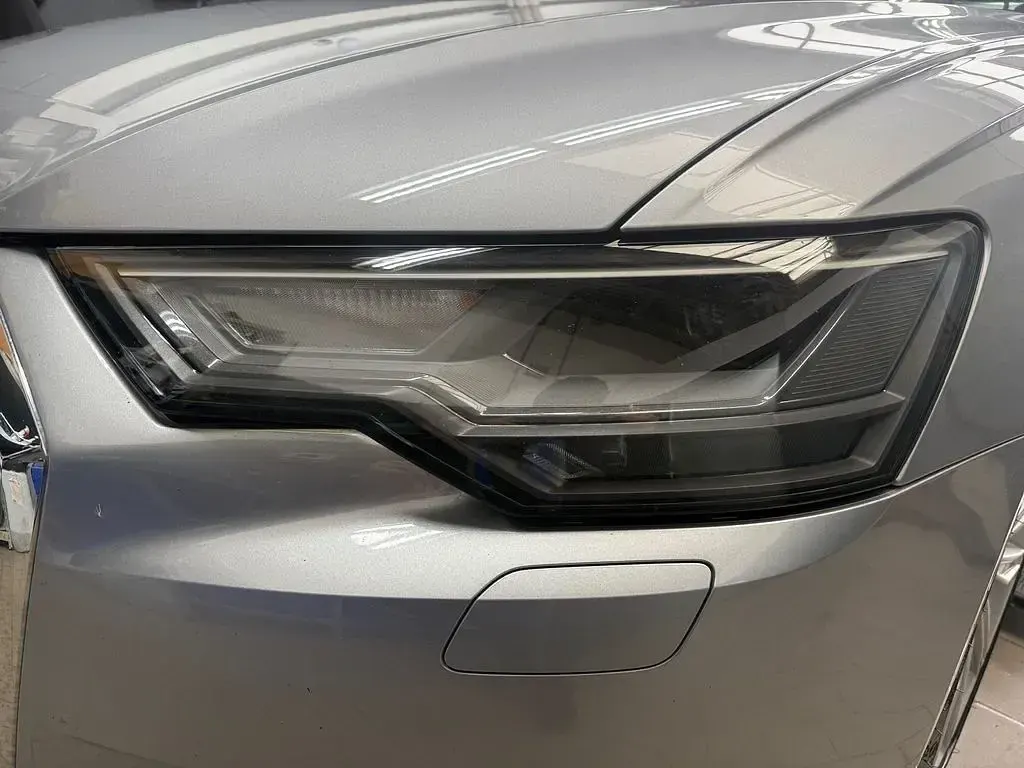 Gebraucht Audi A6 Design 204 PS (150 kW) 2023 Florettsilber (metallic) Kombi