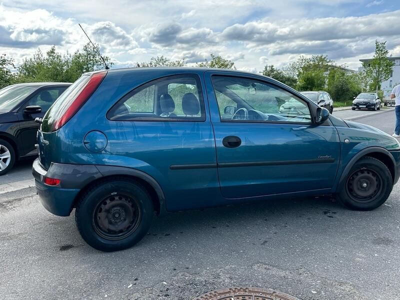 Grün Gebraucht 2000 Opel Corsa Kleinwagen | 1.050 € - Bild 1/4
