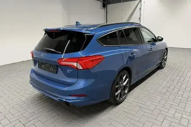 Gebraucht Ford Focus ST 280 PS (205 kW) 2020 Blau Limousine