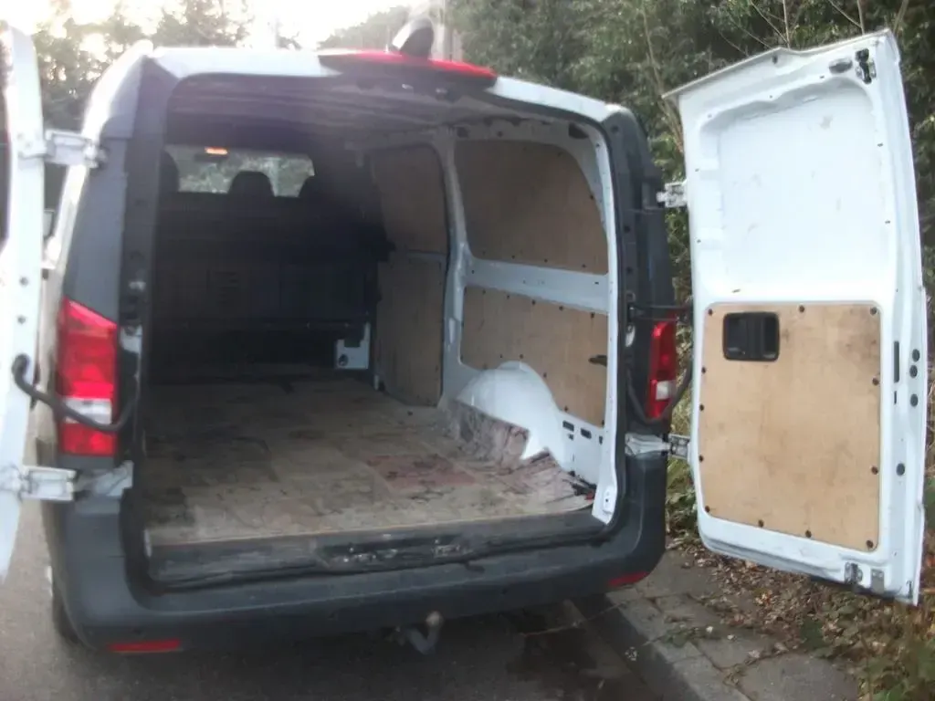 Gebraucht Mercedes Vito 140 PS (102 kW) 2018 Grau Van