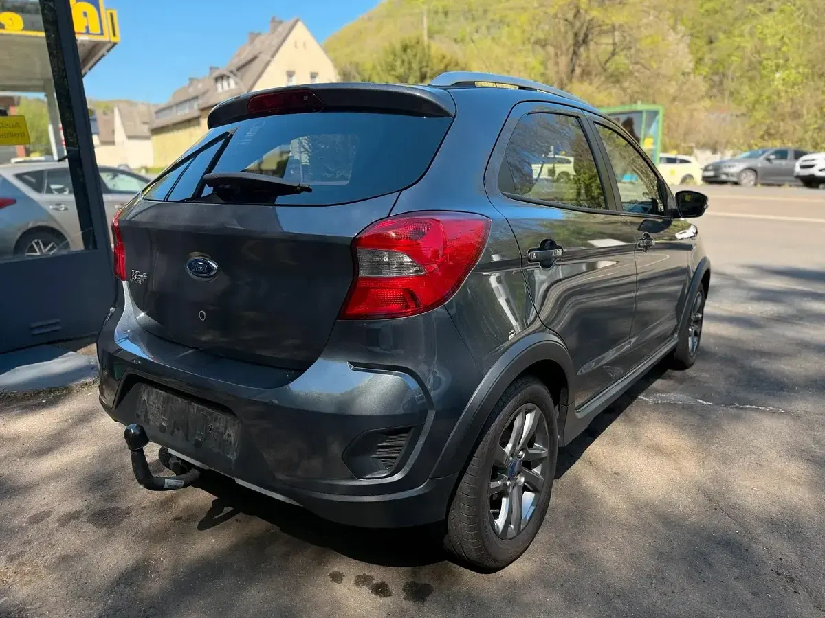 Używany Ford Ka Plus 86 KM (63 kW) 2019 Hatchback