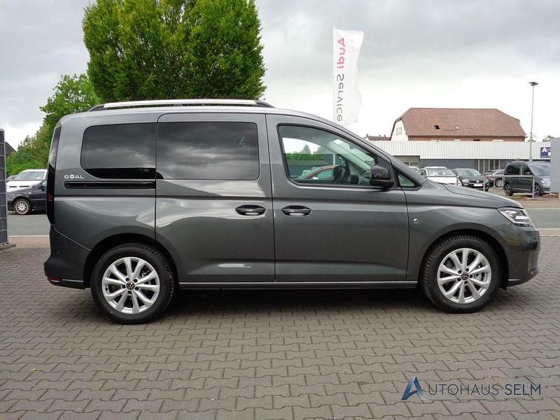 Gebraucht VW Caddy Goal 116 PS (85 kW) 2025 Grau Van / Kleinbus