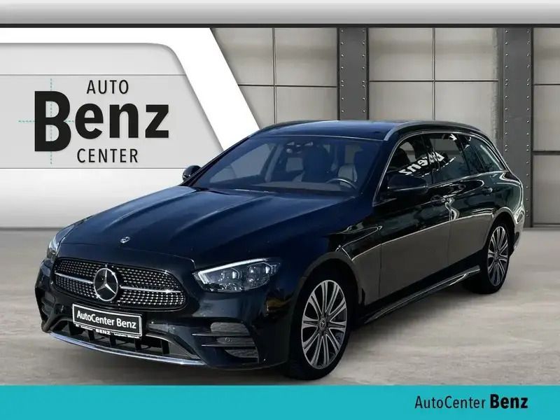 Schwarz Gebraucht 2021 Mercedes E400 AMG line Kombi | 39.990 € (Fairer Preis) - Bild 1/4