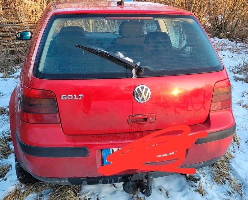 Gebraucht VW Golf IV 75 PS (55 kW) 2001 Rot Kleinwagen