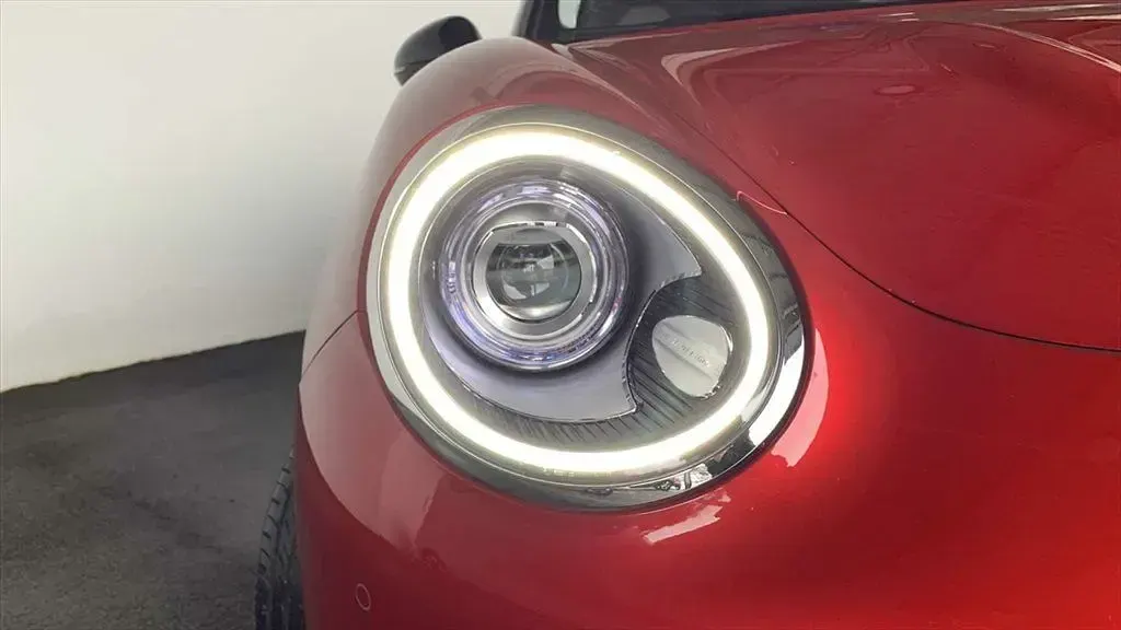 Second-hand Ora 03 Pro+ 125 kW (171 CP) 2023 Roșu Hatchback