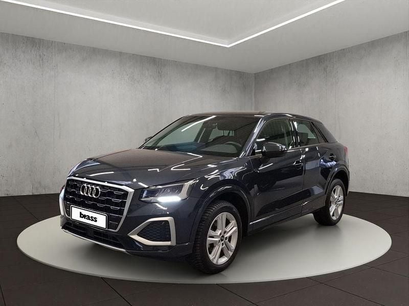 Gebraucht Audi Q2 Advanced Plus 150 PS (110 kW) 2023 Manhattangrau metallic SUV