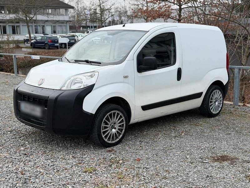 Weiß Gebraucht 2009 Fiat Fiorino Van / Kleinbus | 2.300 € (Fairer Preis) - Bild 1/4