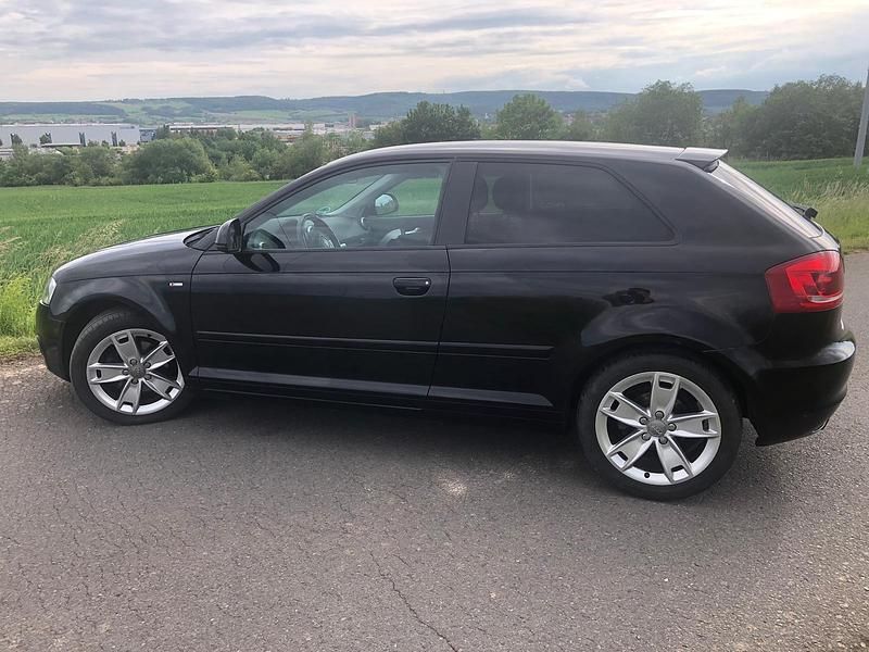 Gebraucht Audi A3 S-Line 160 PS (117 kW) 2010 Schwarz Kleinwagen