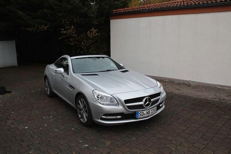 Gebraucht Mercedes SLK200 184 PS (135 kW) 2012 Silber Cabrio