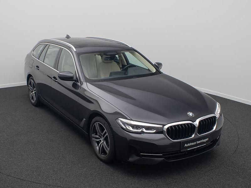 Gebraucht BMW 530e Sport Line 292 PS (214 kW) 2020 Schwarz Limousine