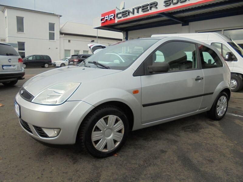 Gebraucht Ford Fiesta Trend 69 PS (50 kW) 2003 Silber Kleinwagen
